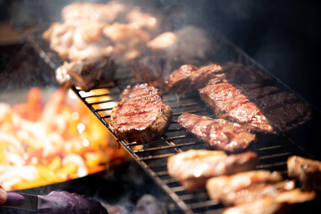 9 Essential Tips For Proper BBQ And Grill Cleaning 9 Essential Tips For Proper BBQ And Grill Cleaning