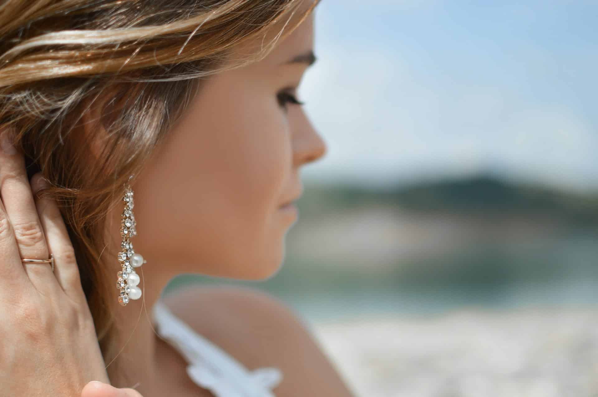 How Style Jewelry Everyday Occasion Header Image