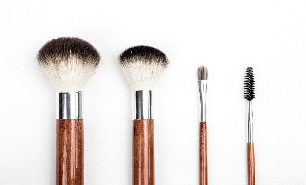 Essential Makeup Tips Every Woman Should Know