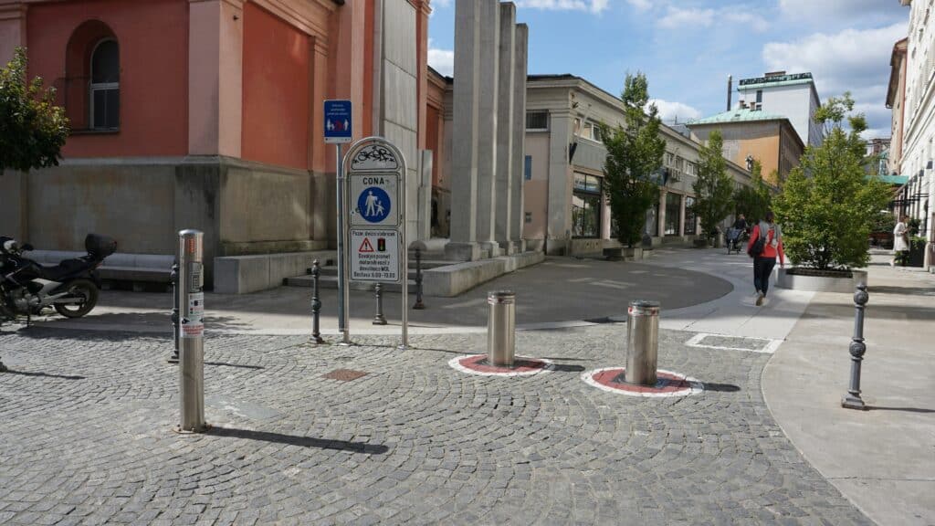 Why Cities Are Embracing Collapsible Bollards As A Contemporary Necessity