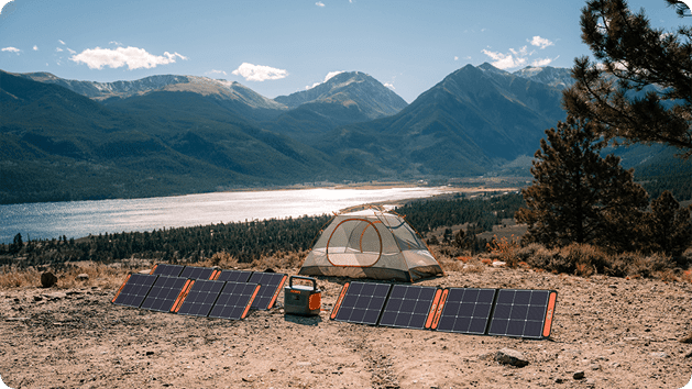 Jackery Guide Autumn Winter Camping Article Image 1