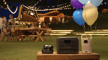 How To Enjoy Summer Movies? BLUETTI Powers You Two Ways – Outdoor And Solo
