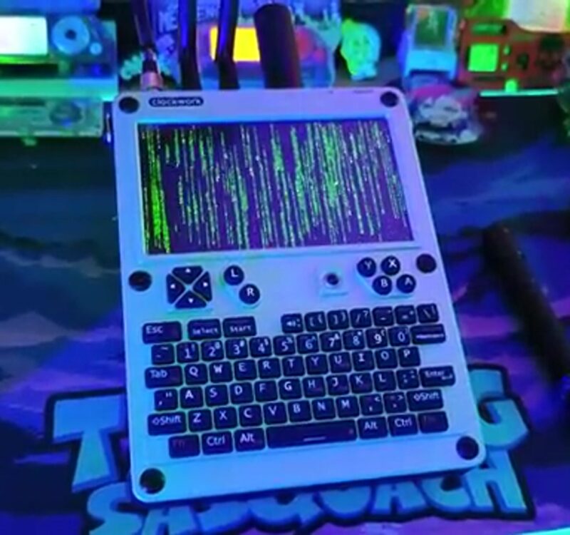 Clockwork uConsole: The Pocket Computer That Turns Into A Field Hacking ...