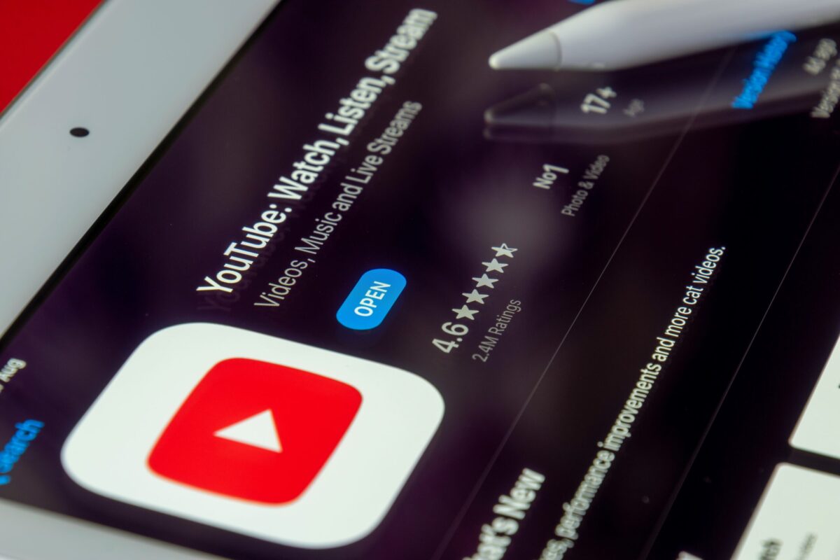 How 24/7 Pre-Recorded Streaming Is Changing YouTube Channel Growth