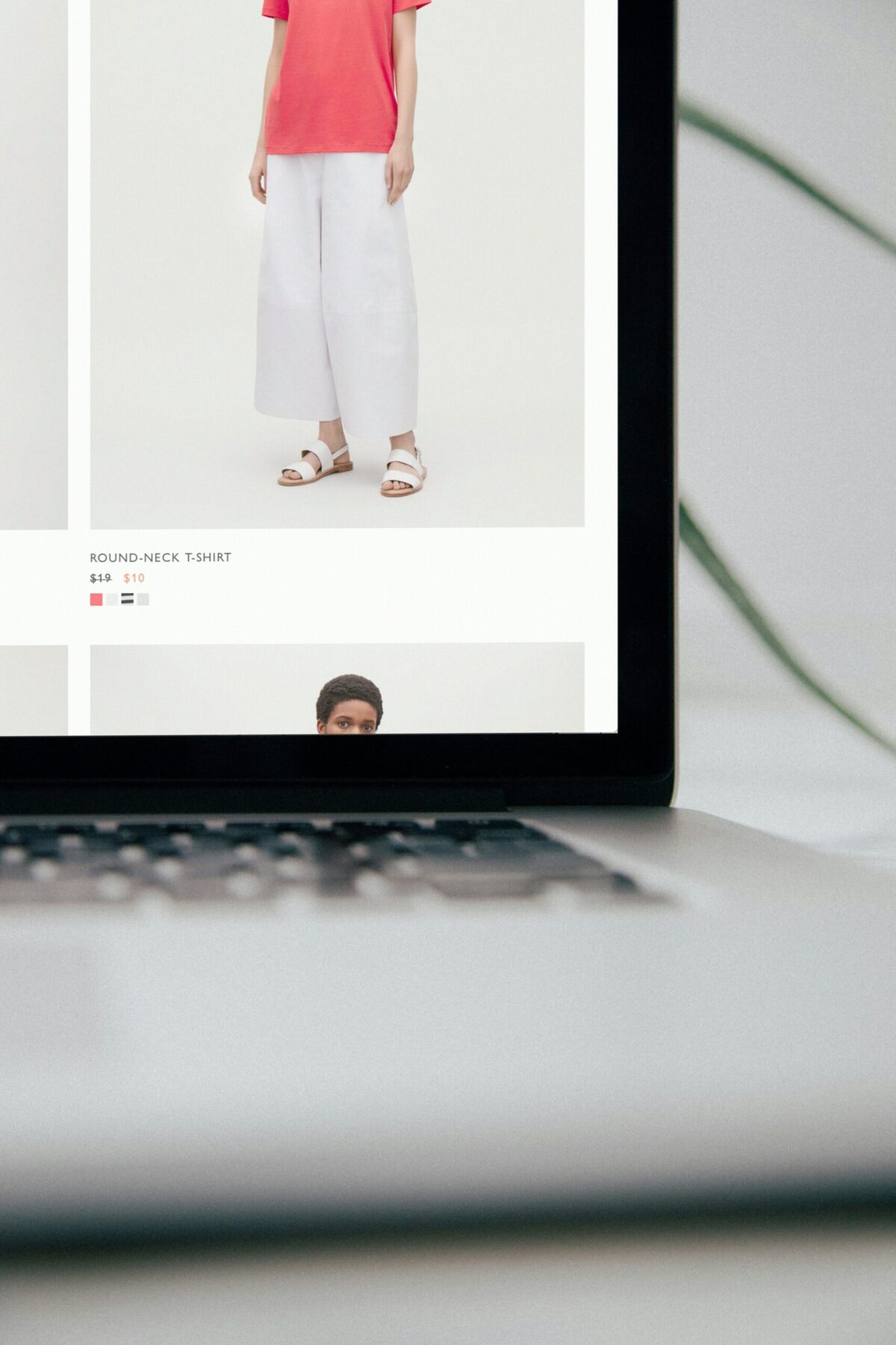 Scaling Your E-Commerce Game: The Power Of Multi-Store Inventory Management Footer image