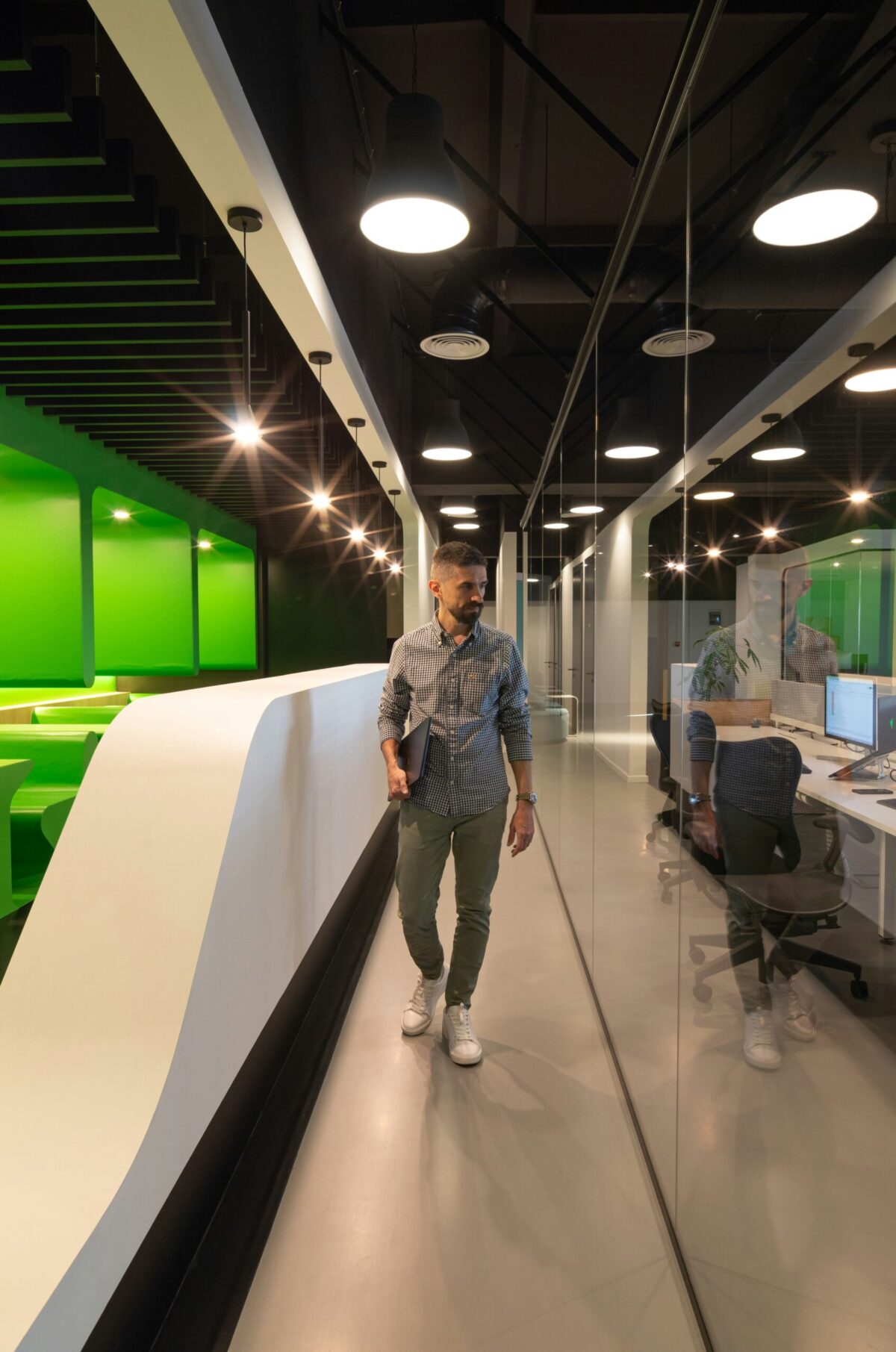 How AI is Revolutionizing Enterprise Database Migration Footer image