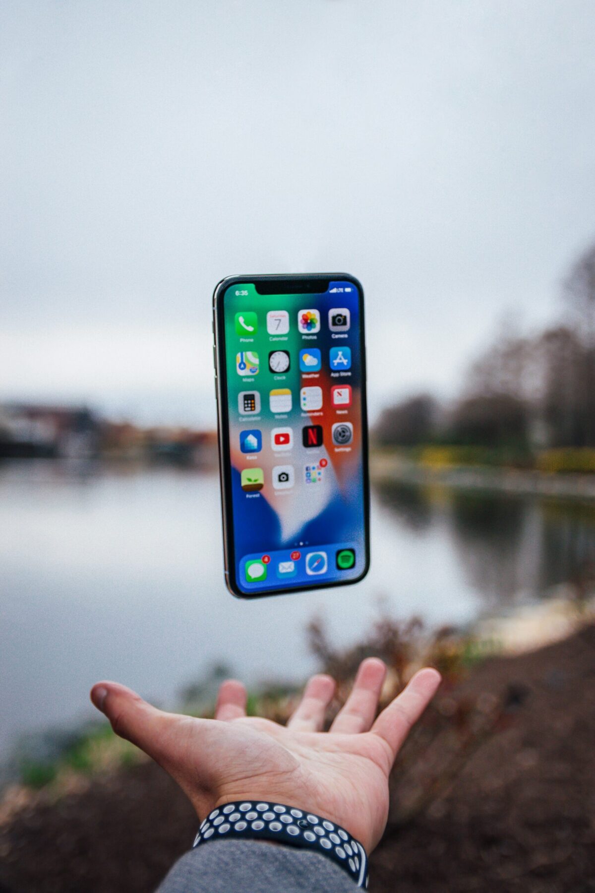 Practical Apps You Should Have On Your Phone If You Live Solo Footer image