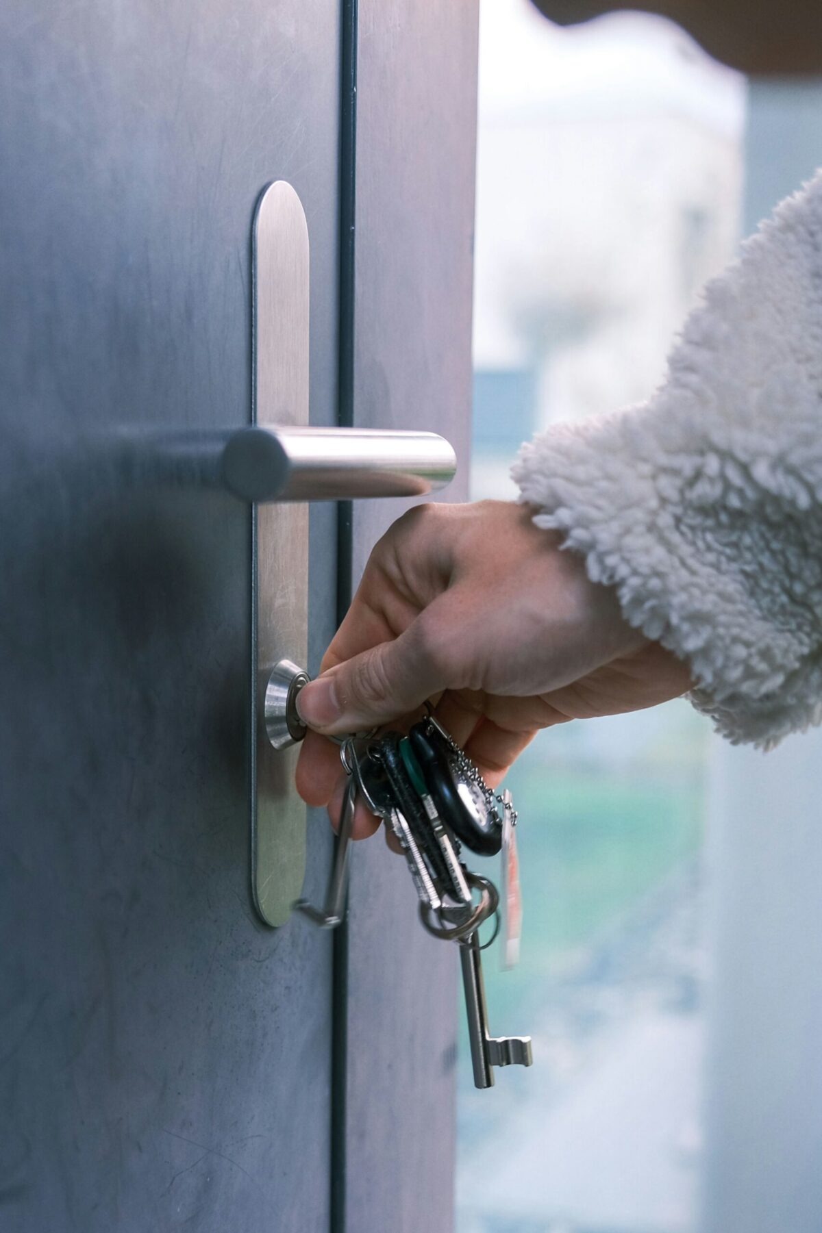 Cash Home Buyers vs. Real Estate Agents: Which Is The Better Way To Sell Your Home? Footer image