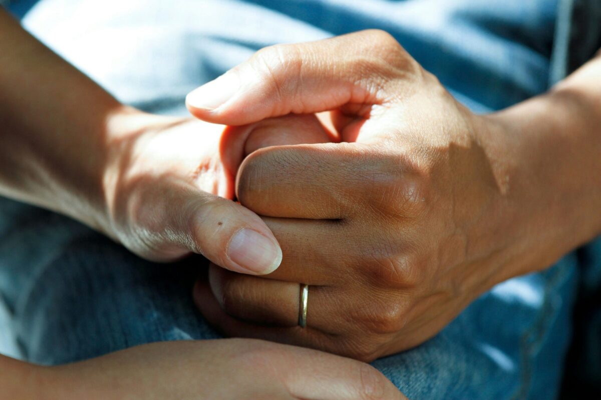 Finding A Trusted Alzheimer’s Resource: A Comprehensive Guide For Caregivers