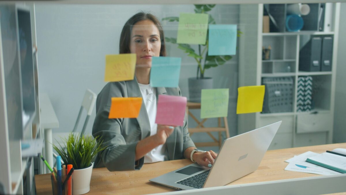 Top Reasons Behind Supplier Delays And How To Address Them Strategically