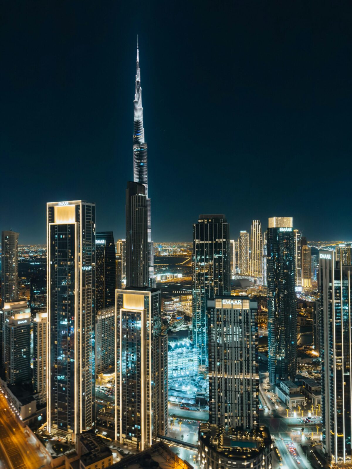 Why Dubai’s Tech-Savvy Entrepreneurs And Business Leaders Are Choosing Car Rental In Dubai Footer image