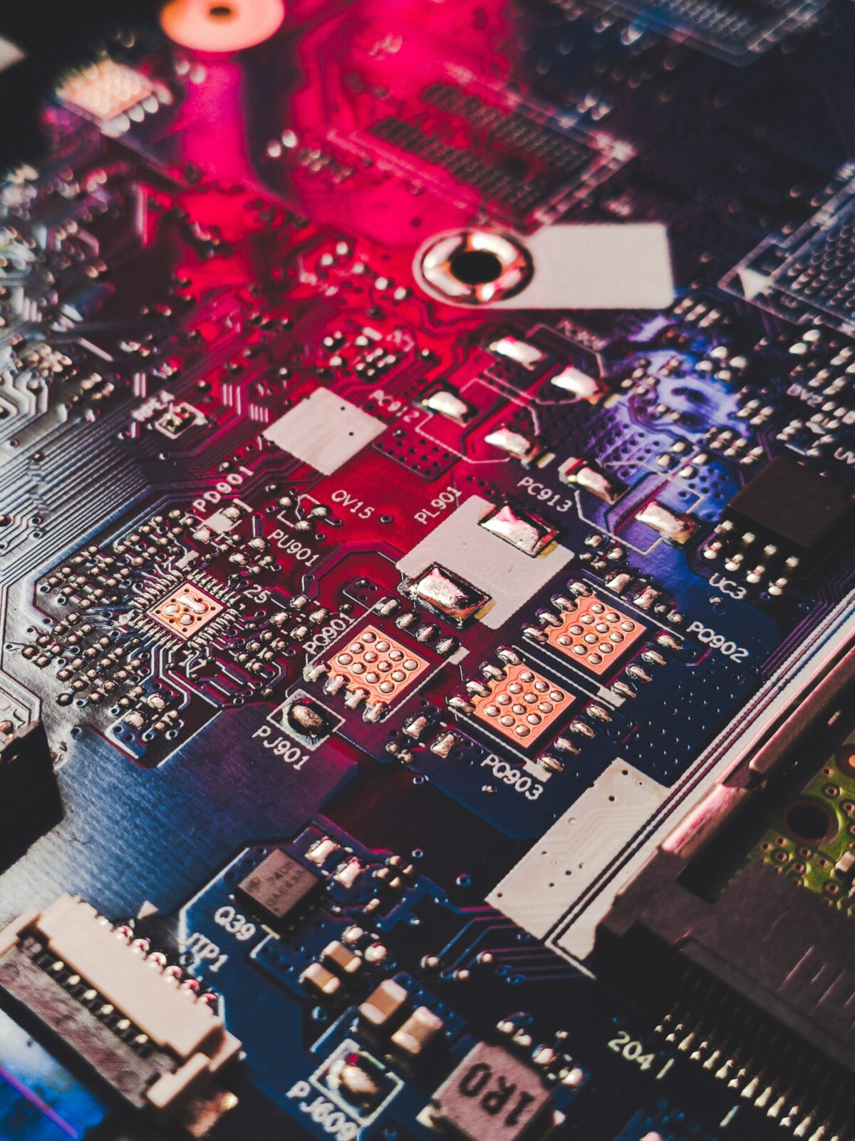 The Hidden Engineering Inside Everyday Gadgets: What’s Actually Under The Hood Footer image